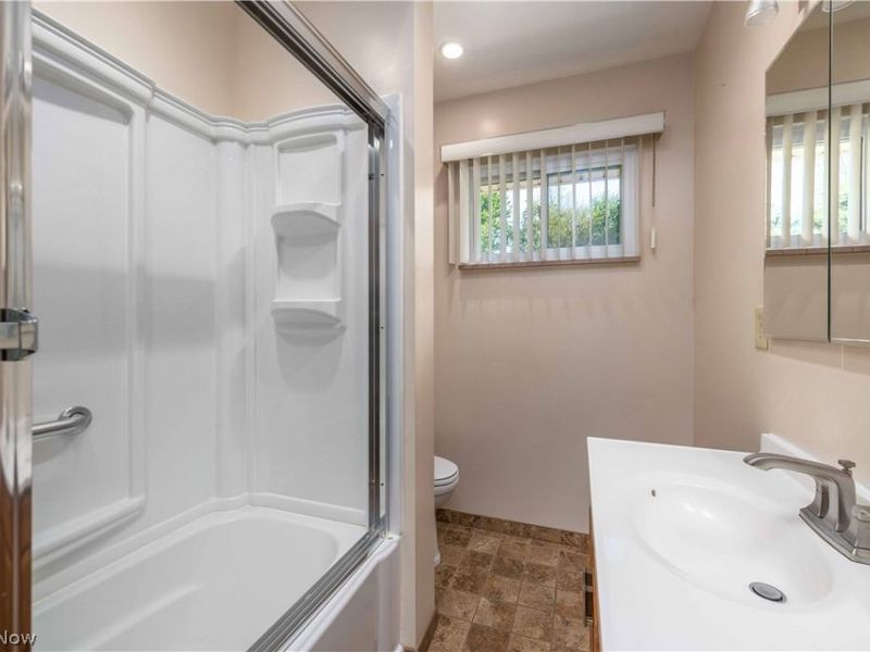 3719 Long, Avon, OH 44011 Photo 28