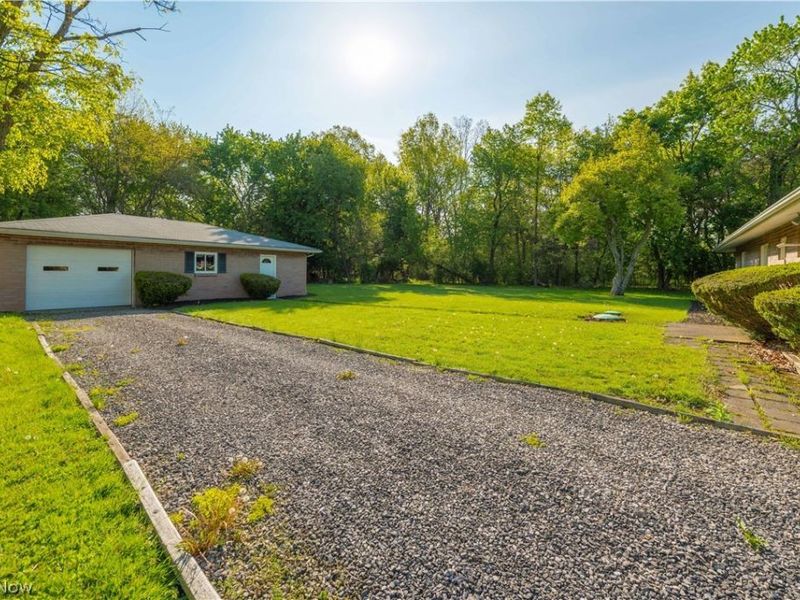 3719 Long, Avon, OH 44011 Photo 5