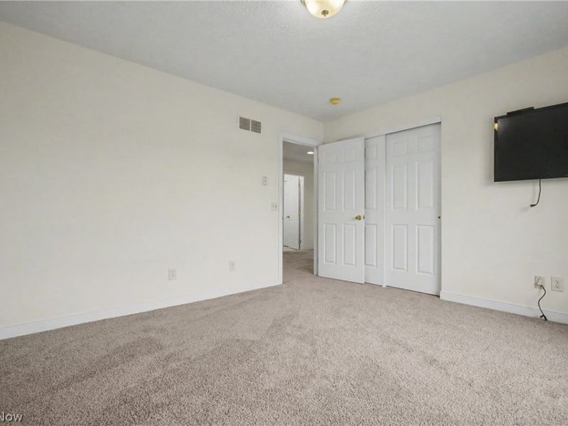 1257 Muchney Circle, Akron, OH 44312 Photo 31