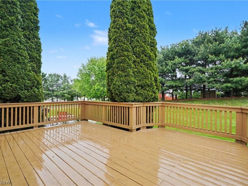 1257 Muchney Circle, Akron, OH 44312 Photo 7