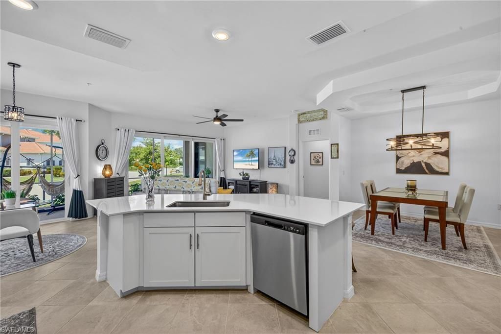 12050 Santaluz Dr, Unit 101, Fort Myers, FL 33913 Photo