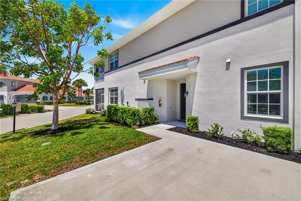 12050 Santaluz Dr, Unit 101, Fort Myers, FL 33913 Photo