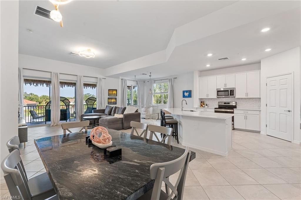 12050 Santaluz Dr, Unit 202, Fort Myers, FL 33913 Photo