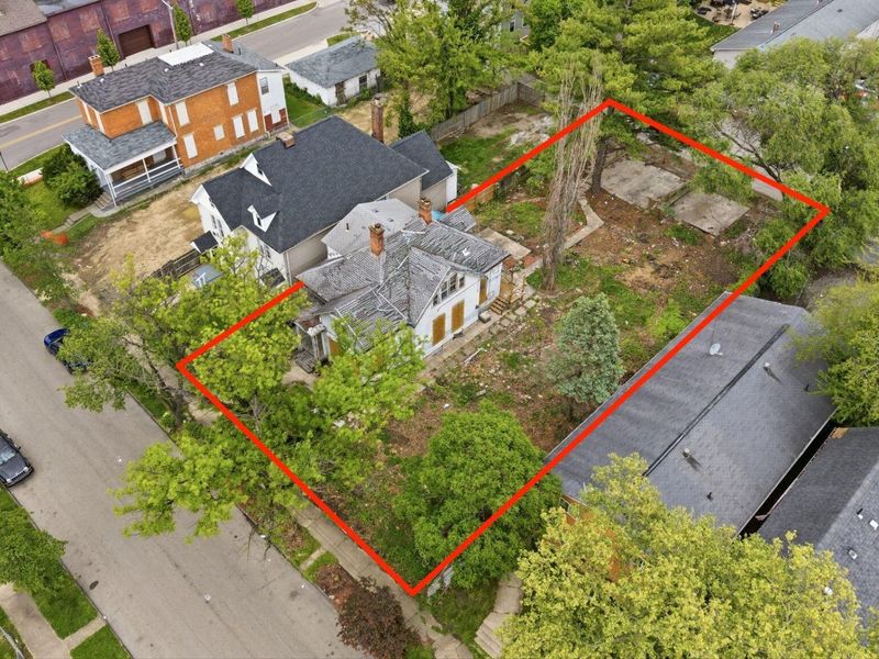 1280 Indianola Avenue, Columbus, OH 43201 Photo 4