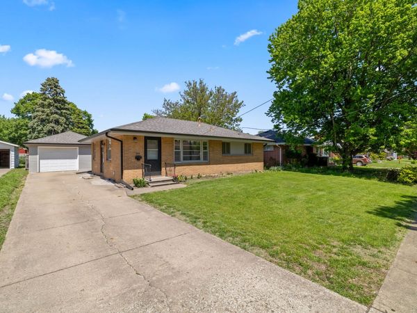 1512 Richmond Avenue, Des Moines, IA 50316