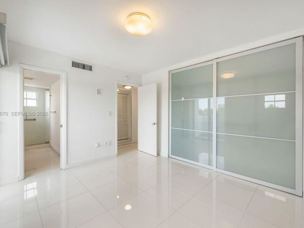 411 SW 37th Ave , Unit 3B, Miami, FL 33135
