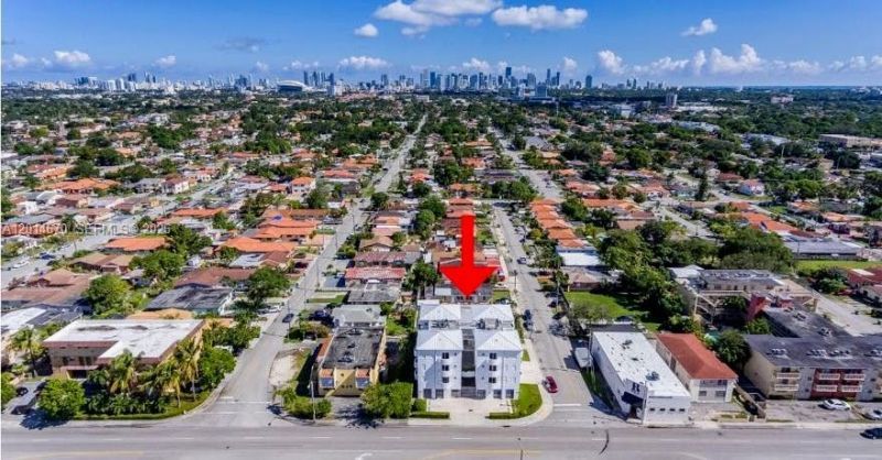 411 SW 37th Ave, Unit 3B, Miami, FL 33135 Photo