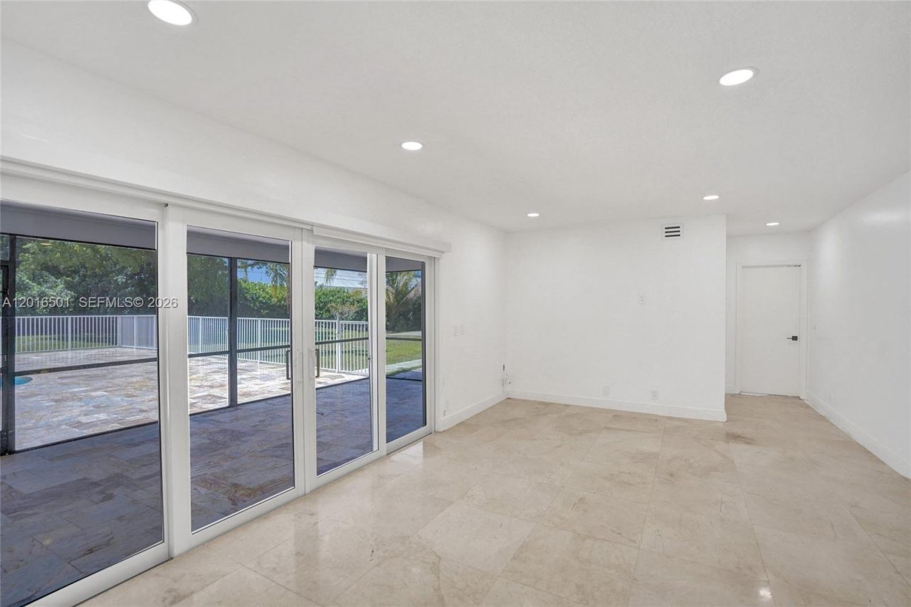 4024 Frances Dr , Delray Beach, FL 33445 Photo
