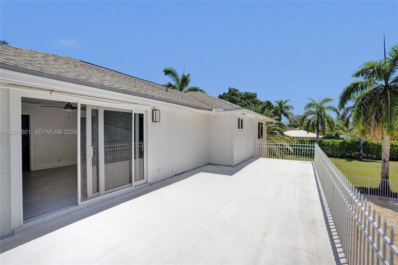 4024 Frances Dr , Delray Beach, FL 33445 Photo