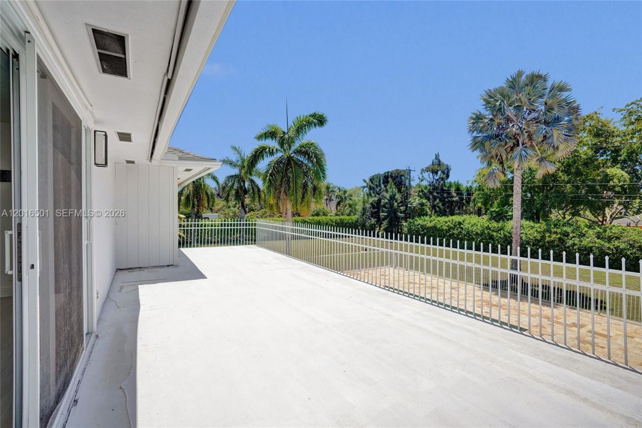 4024 Frances Dr , Delray Beach, FL 33445 Photo