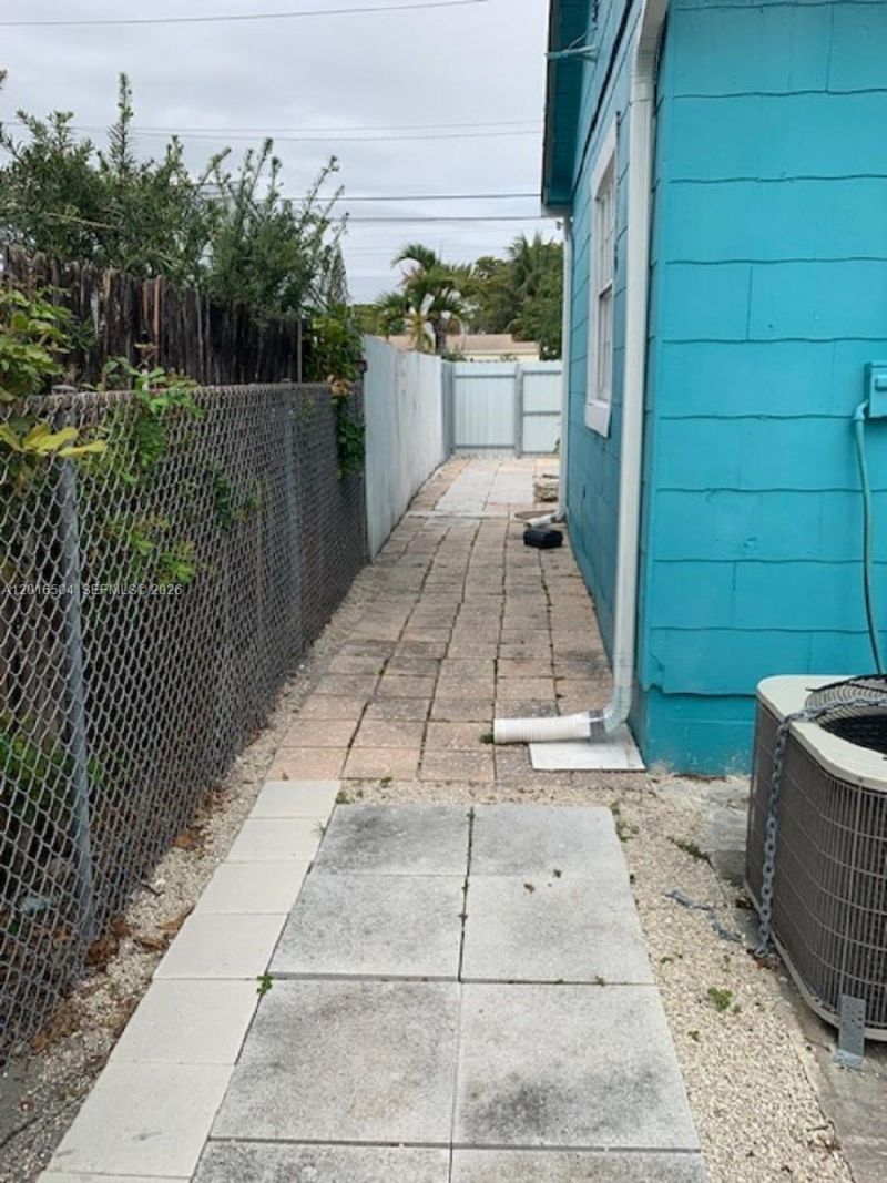 1218 N 24th Ave, Hollywood, FL 33020 Photo