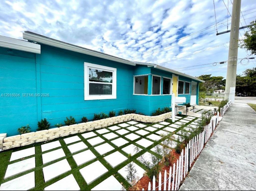 1218 N 24th Ave, Hollywood, FL 33020 Photo