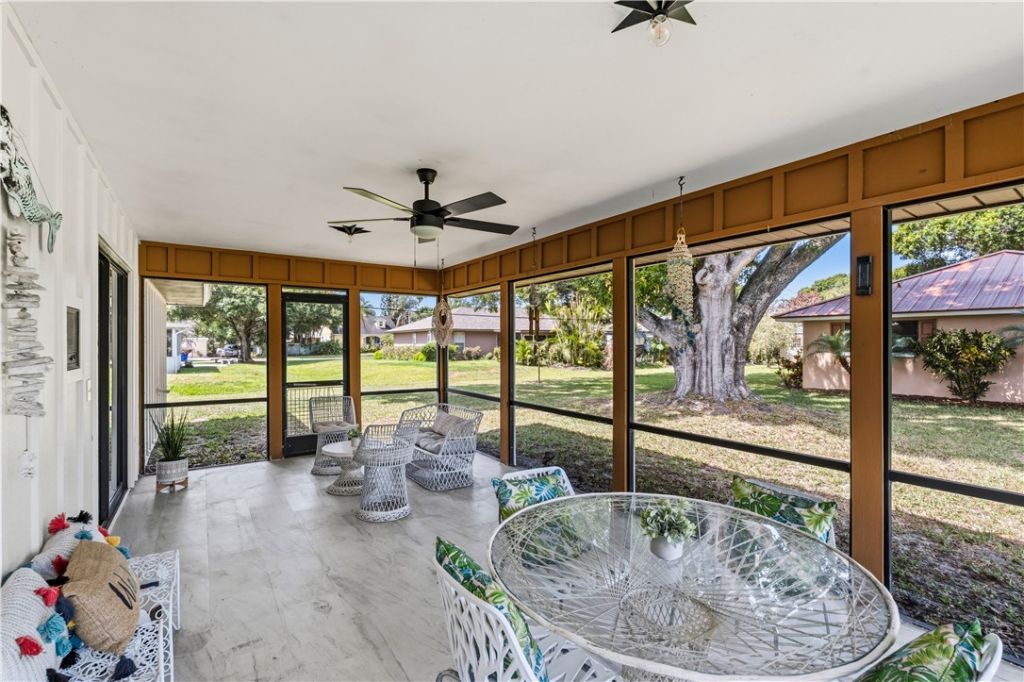 895 20th Avenue, Vero Beach, FL 32960 Photo