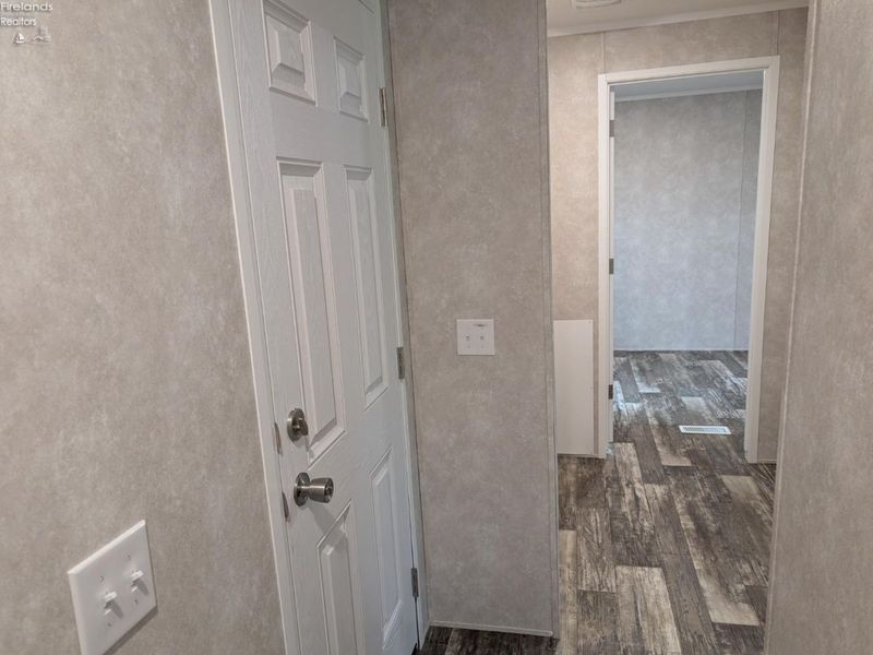 111 Flat Rock Road, Unit 5, Bellevue, OH 44811 Photo 15