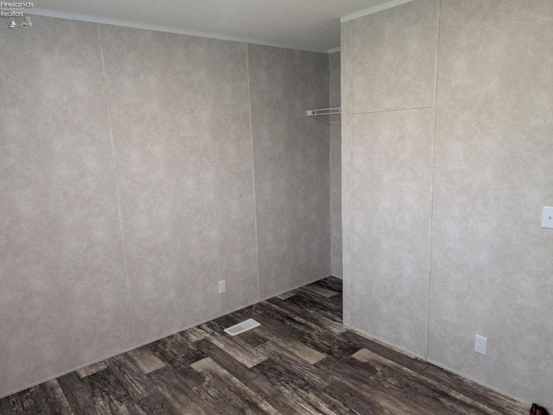 111 Flat Rock Road, Unit 5, Bellevue, OH 44811 Photo 18