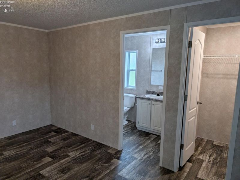 111 Flat Rock Road, Unit 5, Bellevue, OH 44811 Photo 26