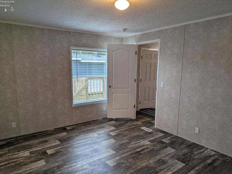 111 Flat Rock Road, Unit 5, Bellevue, OH 44811 Photo 28
