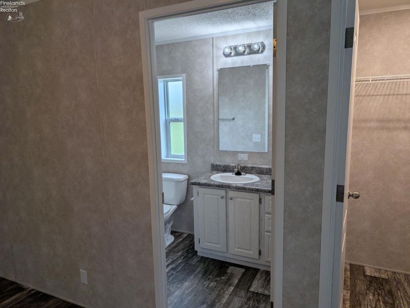 111 Flat Rock Road, Unit 5, Bellevue, OH 44811 Photo 30