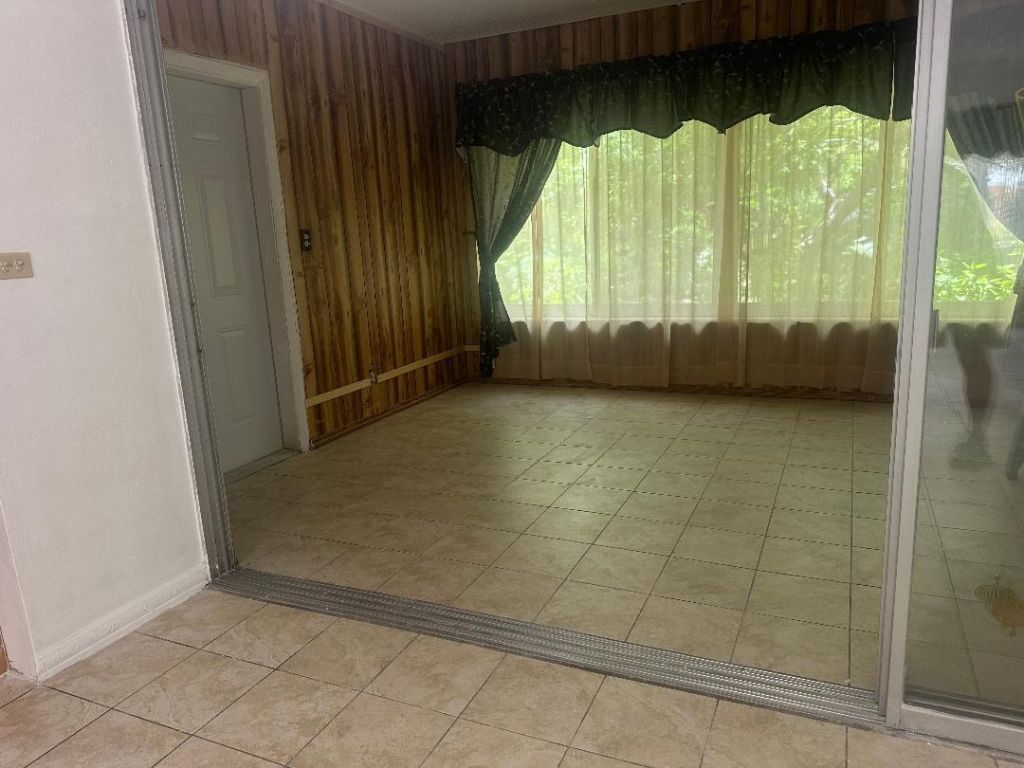 1631 NE 157th Terrace, North Miami Beach, FL 33162 Photo
