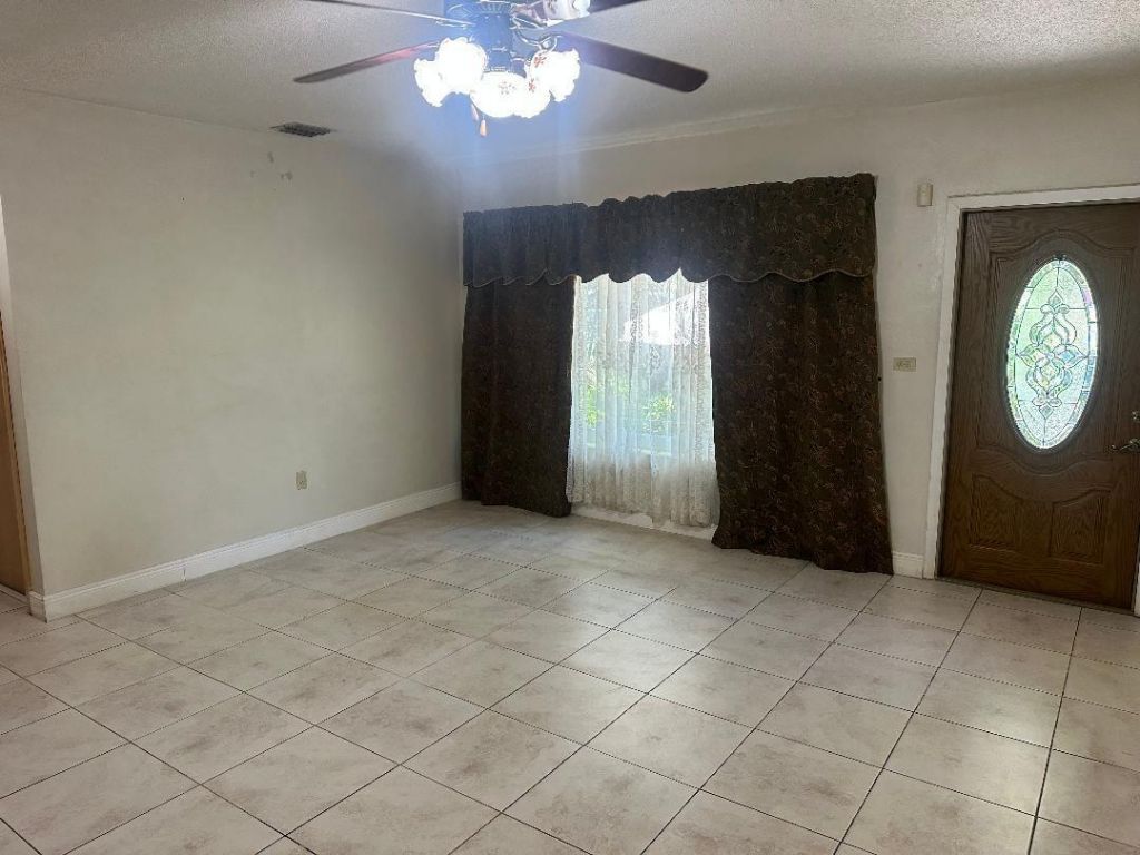 1631 NE 157th Terrace, North Miami Beach, FL 33162 Photo