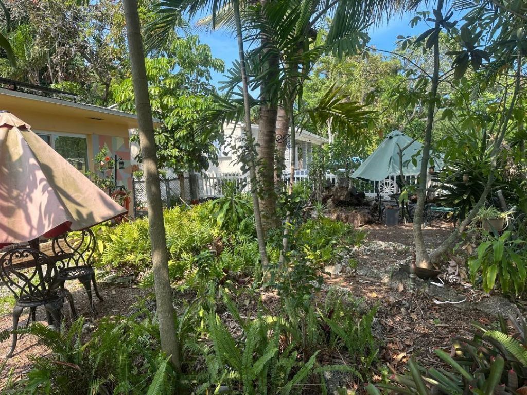 1631 NE 157th Terrace, North Miami Beach, FL 33162 Photo