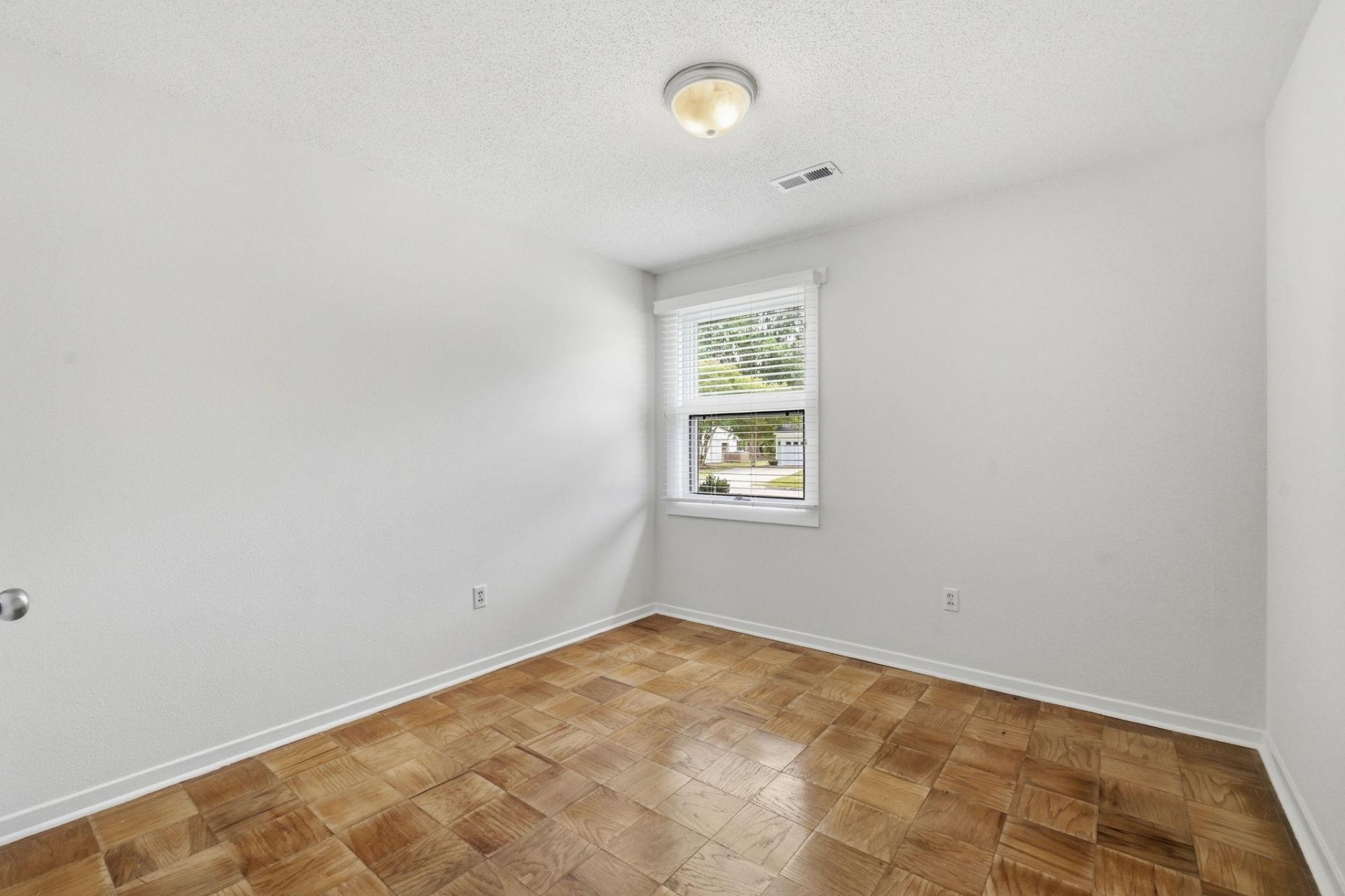 3850 Spruce Dr.  Photo 21