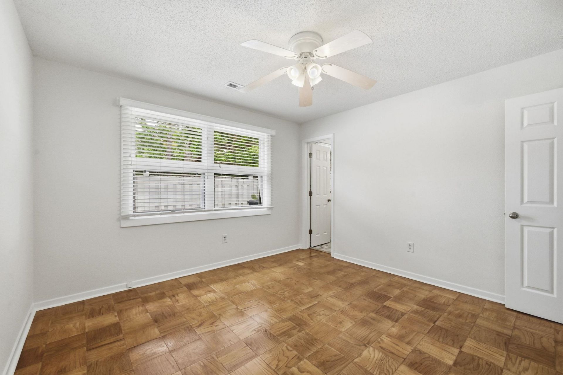 3850 Spruce Dr.  Photo 28