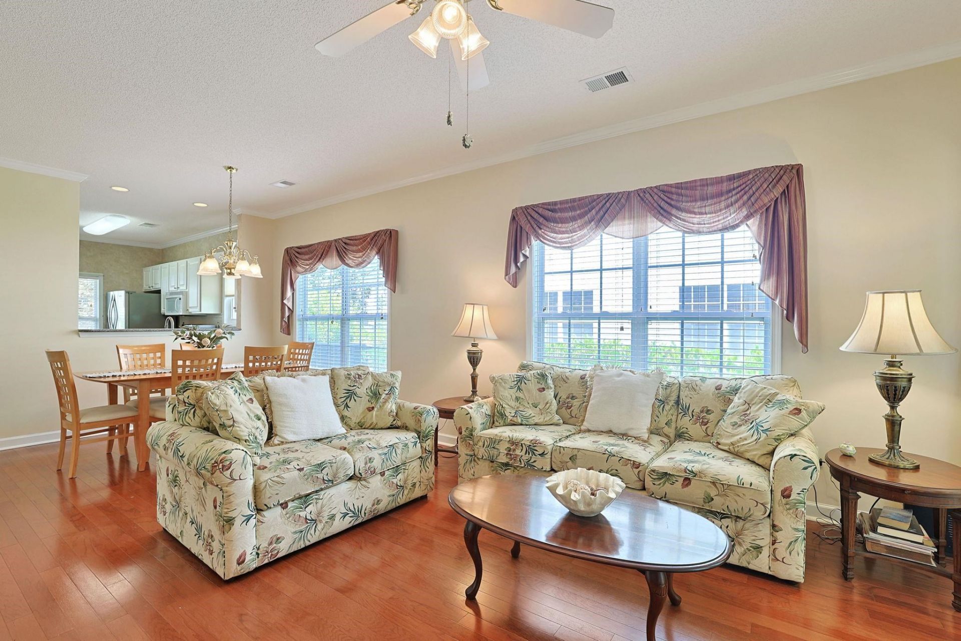 492 Shellbank Dr. Photo 5