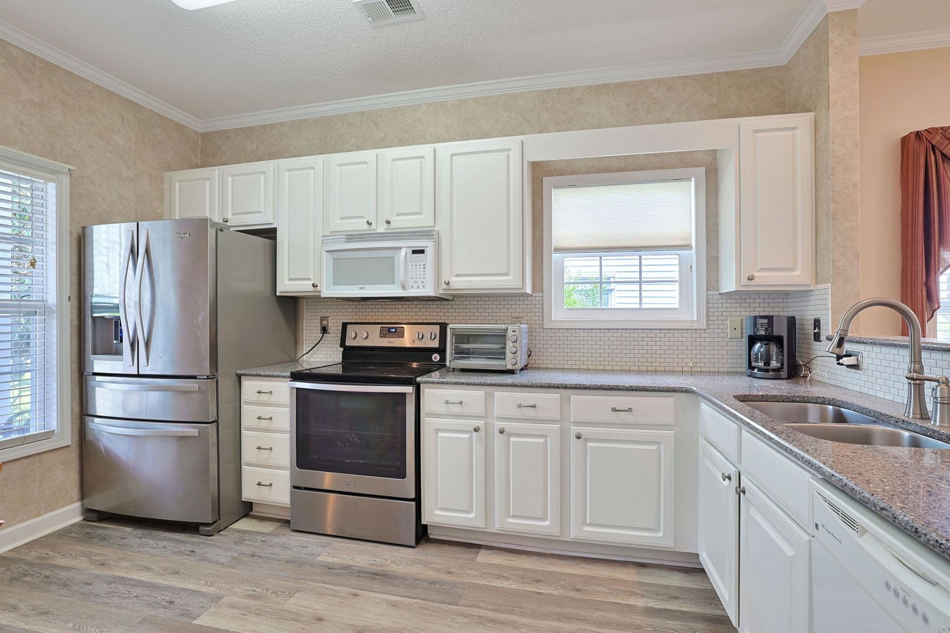 492 Shellbank Dr. Photo 9