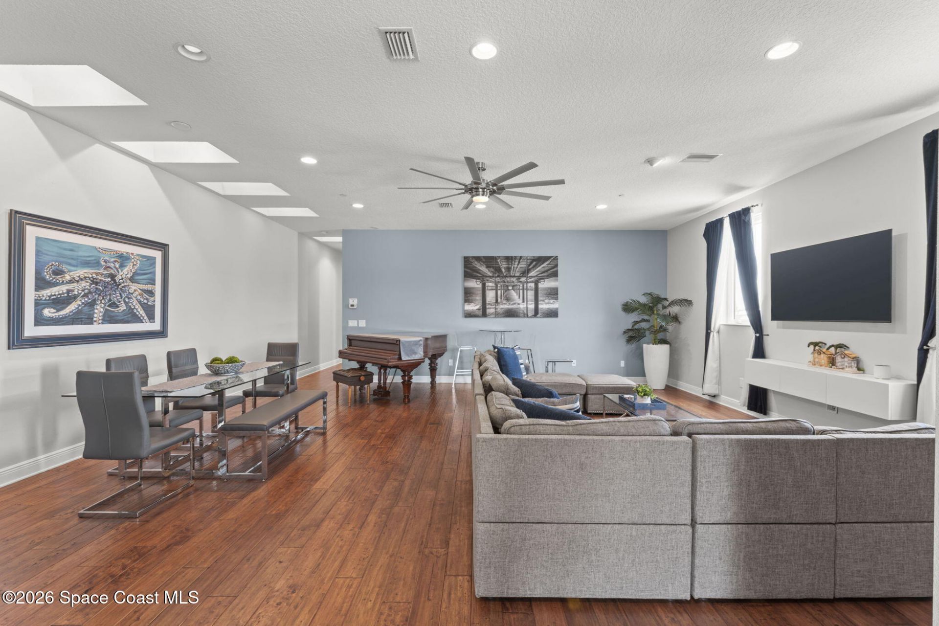 51 N Orlando Avenue, Cocoa Beach, FL 32931 Photo