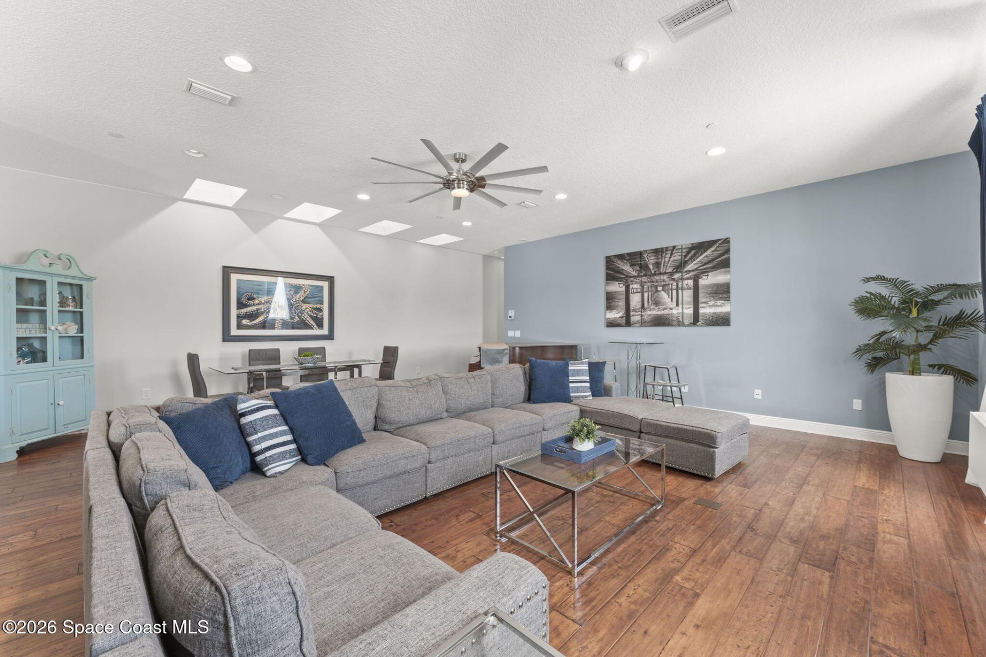 51 N Orlando Avenue, Cocoa Beach, FL 32931 Photo