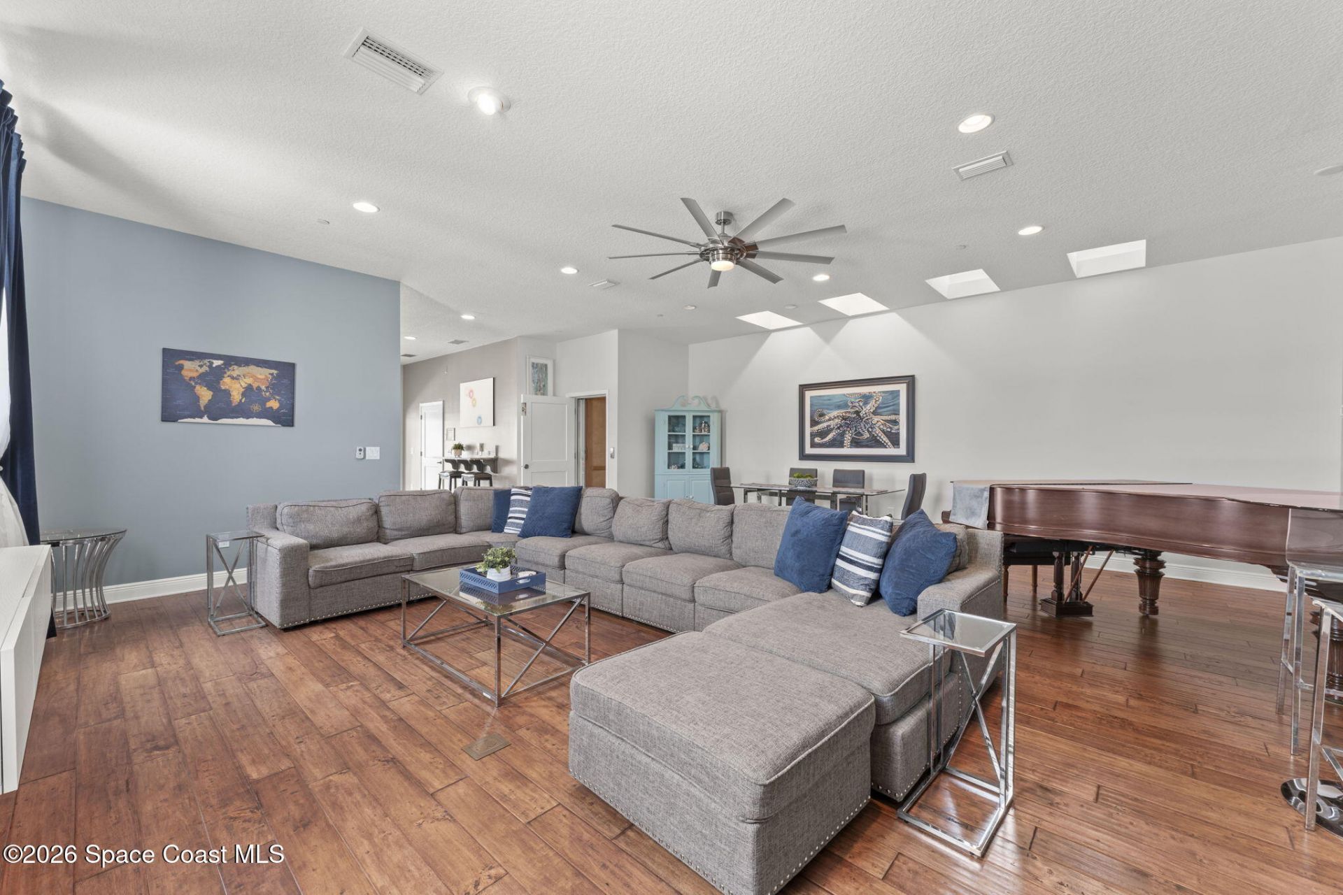 51 N Orlando Avenue, Cocoa Beach, FL 32931 Photo