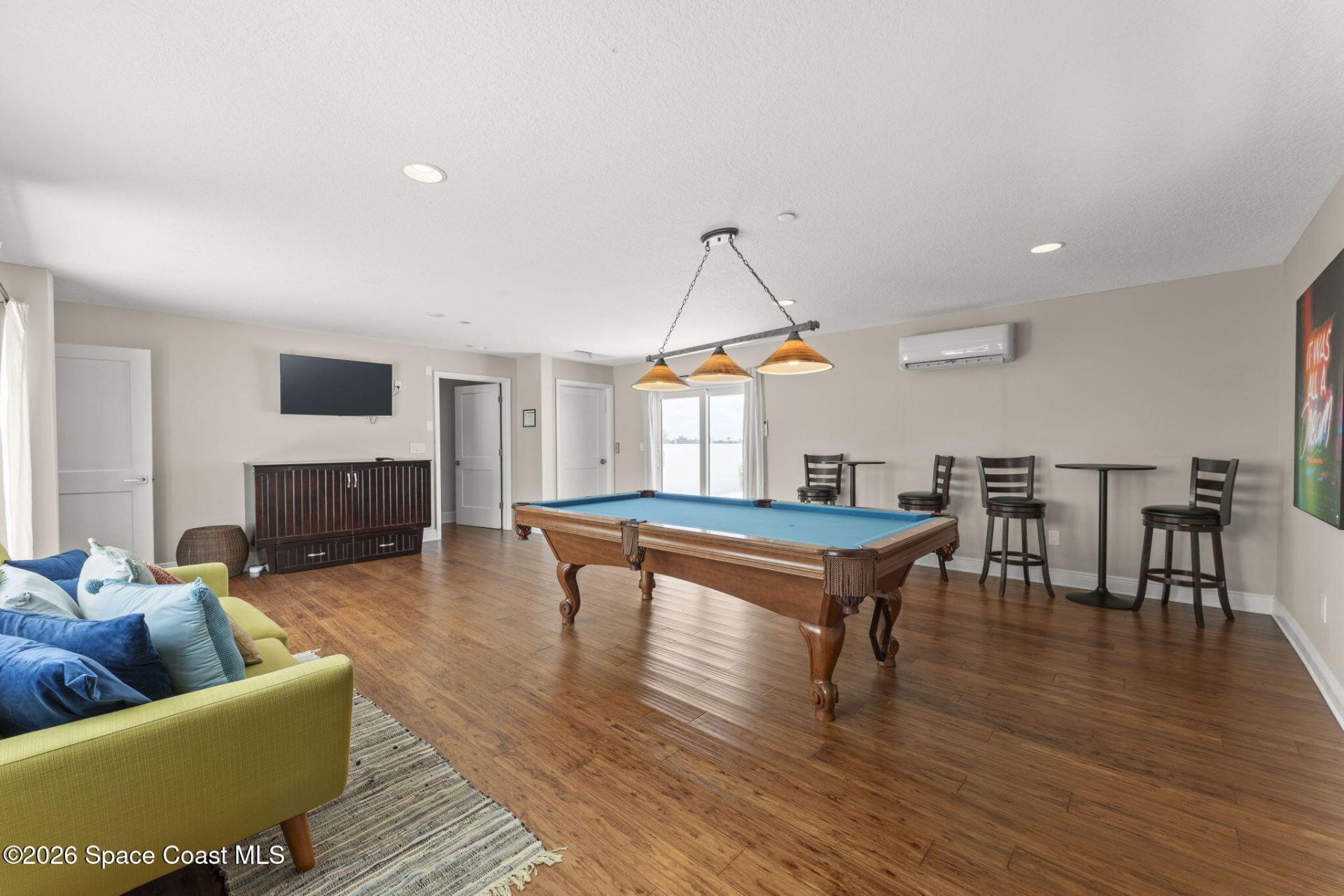 51 N Orlando Avenue, Cocoa Beach, FL 32931 Photo