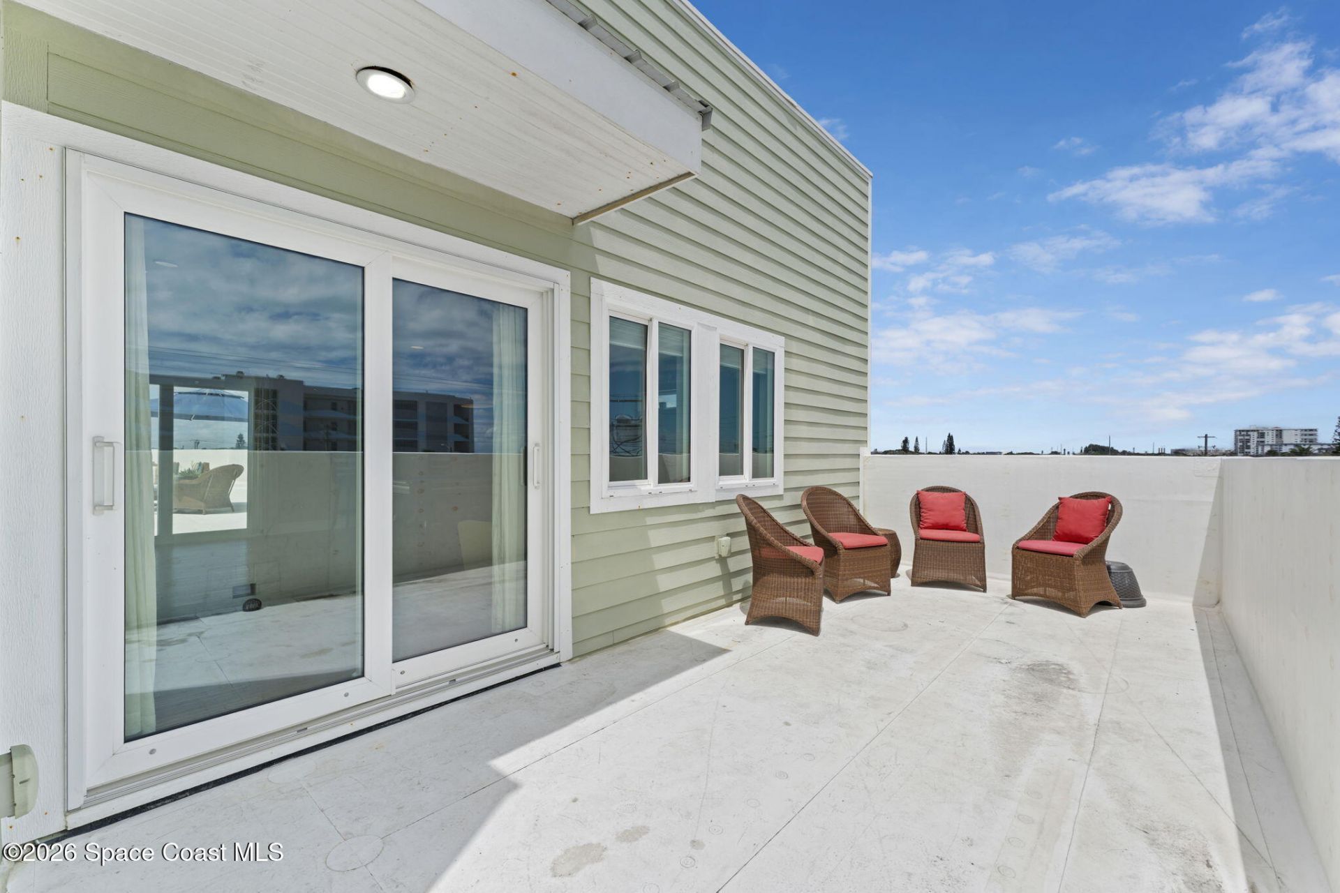 51 N Orlando Avenue, Cocoa Beach, FL 32931 Photo