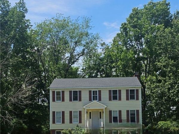 1421 Eastlook Lane , Powhatan, VA 23139