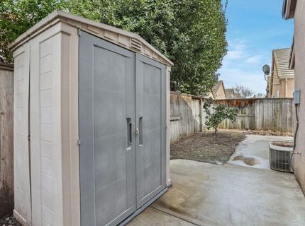 9511 Theresa Cir, Stockton, CA 95209 Photo