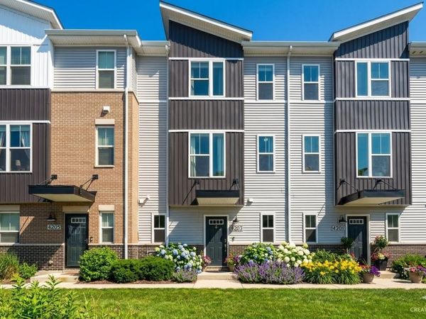 4203 Calder Lane, Aurora, IL 60504