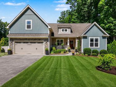303 Laurel Oaks Drive, Youngsville, NC 27596