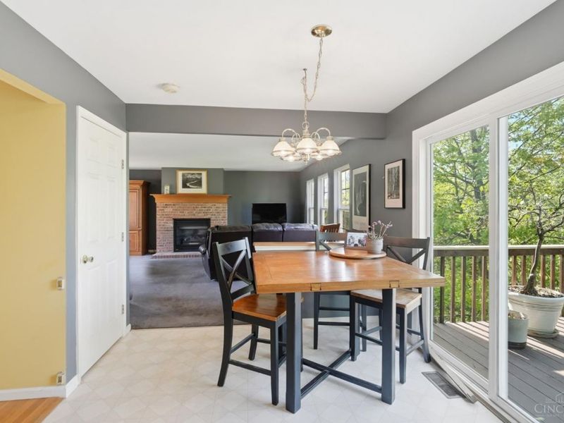 6825 Wesselman Road, Green Township, OH 45248 Photo 8