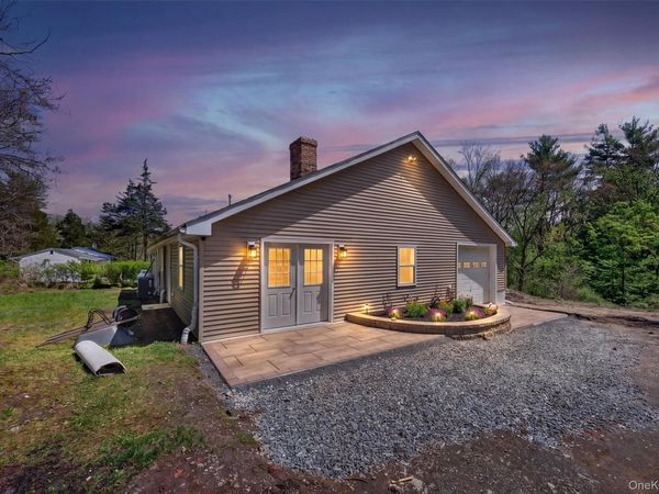 71 Blacks Road, Kingston, NY 12401