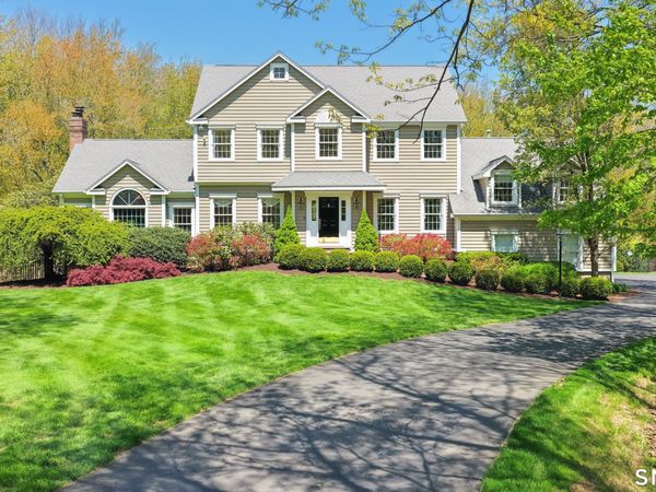 11 Wychwood, Oxford, CT 06478