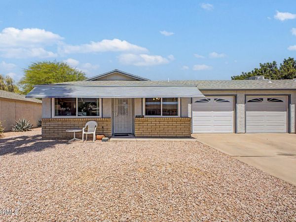10210 N 97TH Drive, Unit A, Peoria, AZ 85345