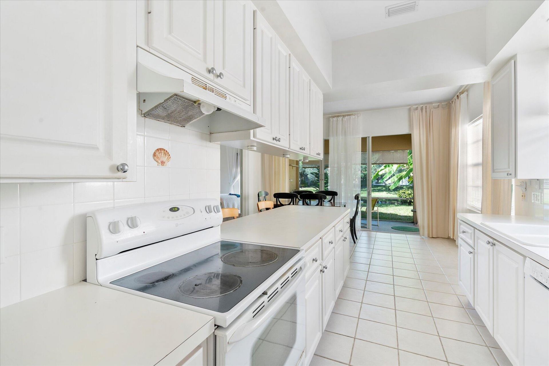 2563 James River Road, West Palm Beach, FL 33411 Photo