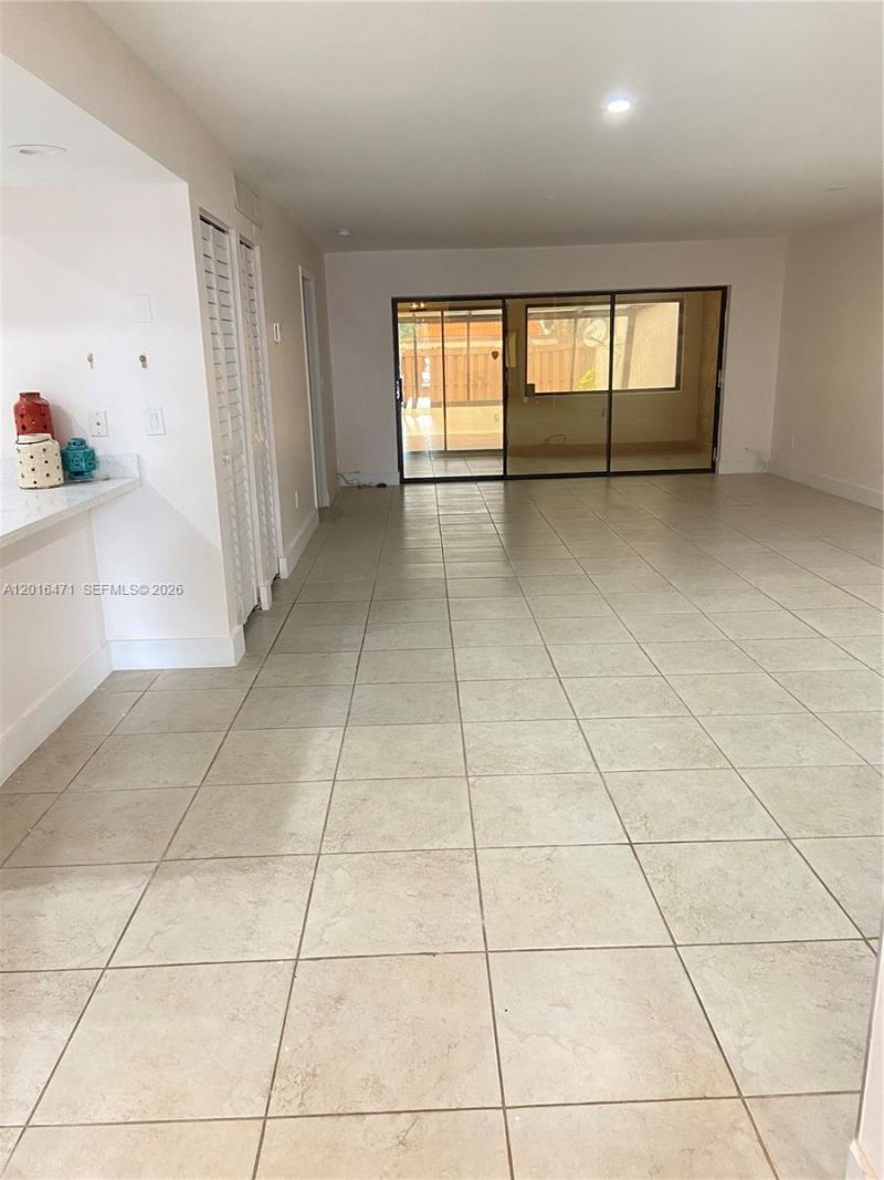 Please Call For Address, Miami, FL 33173 Photo