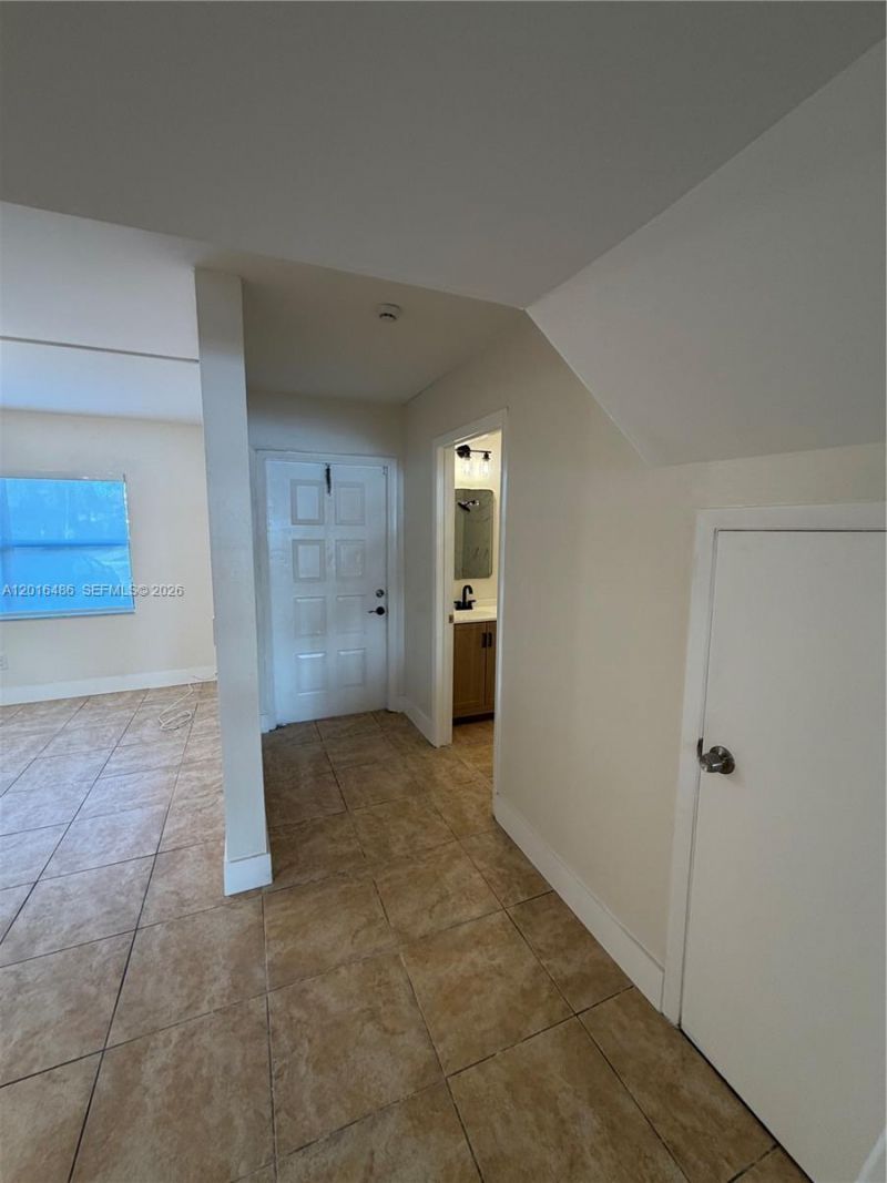 6640 W 24th Ct, Unit 25-106, Hialeah, FL 33016 Photo