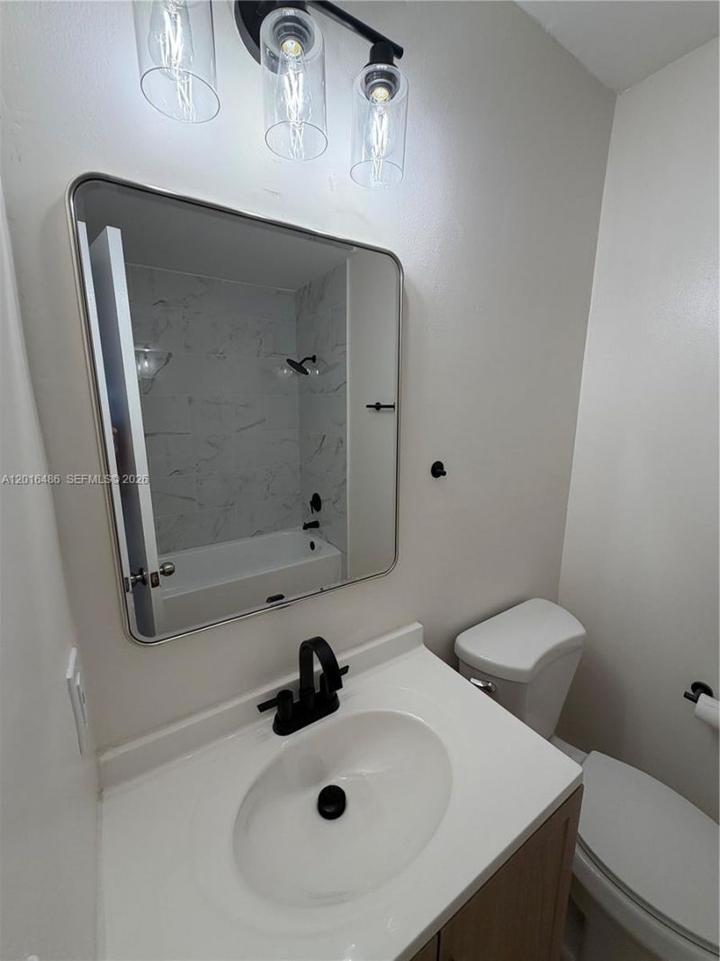 6640 W 24th Ct, Unit 25-106, Hialeah, FL 33016 Photo