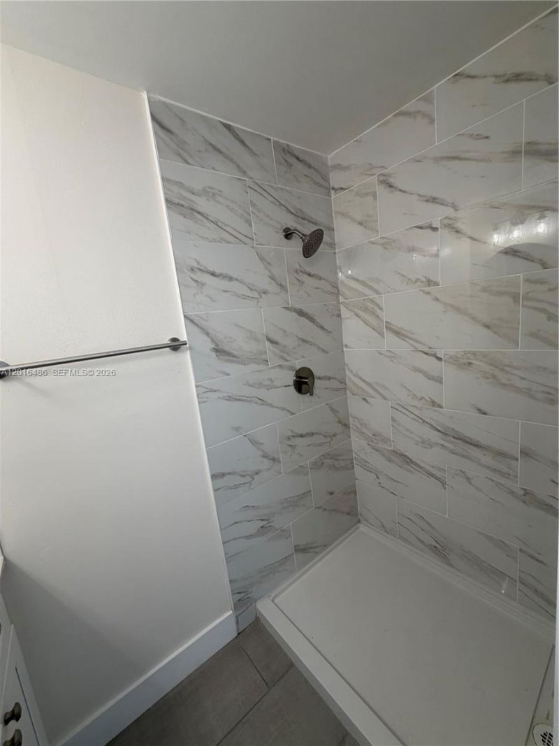 6640 W 24th Ct, Unit 25-106, Hialeah, FL 33016 Photo