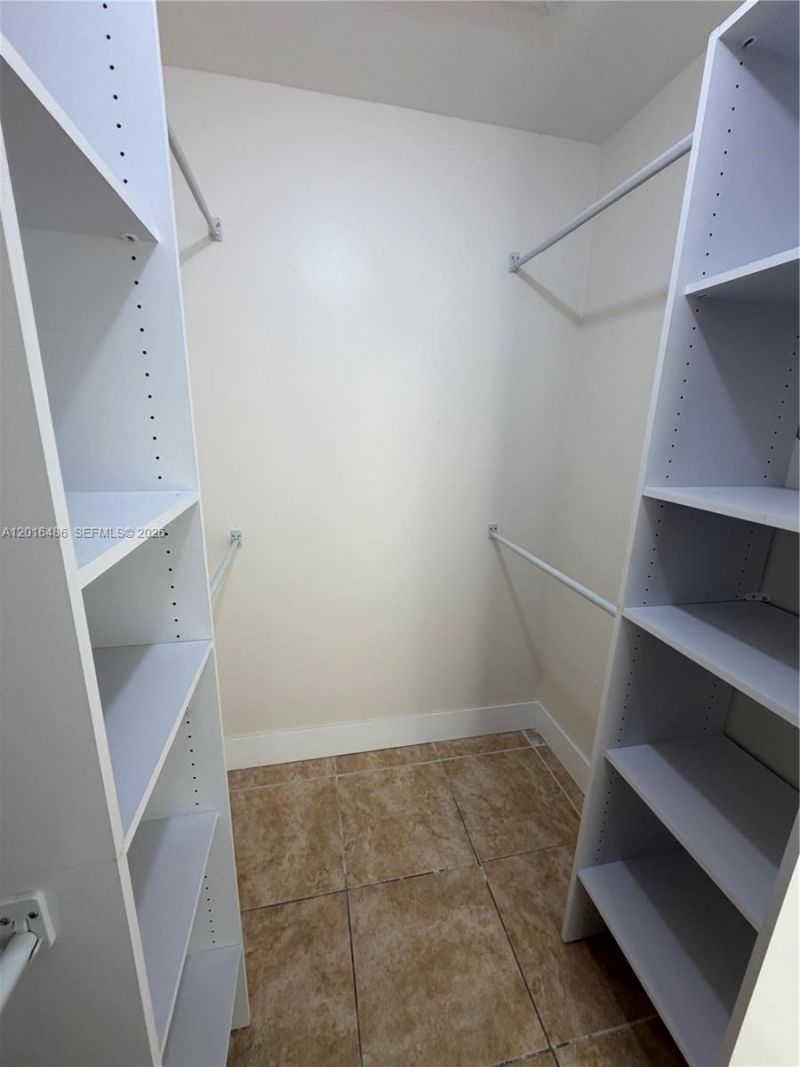 6640 W 24th Ct, Unit 25-106, Hialeah, FL 33016 Photo