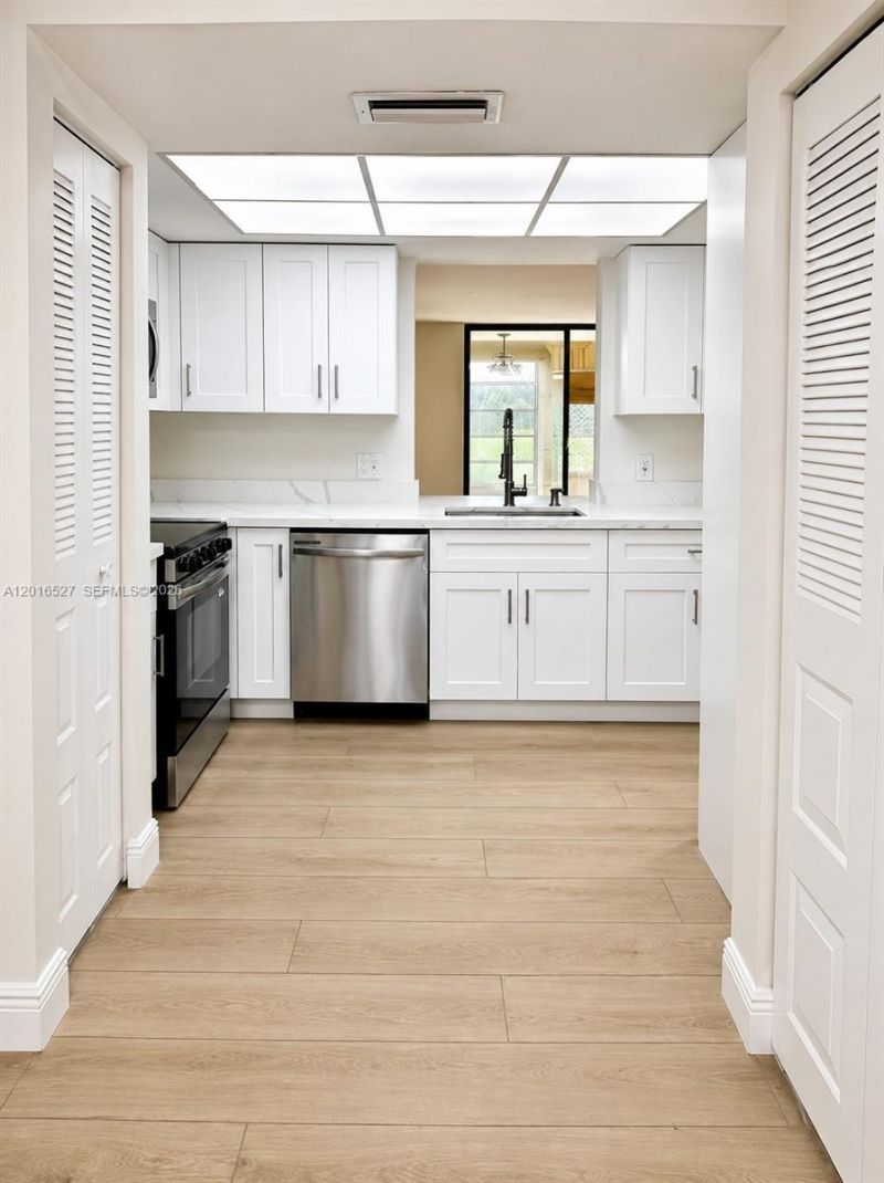 7396 NW 18th St , Unit 101, Margate, FL 33063 Photo
