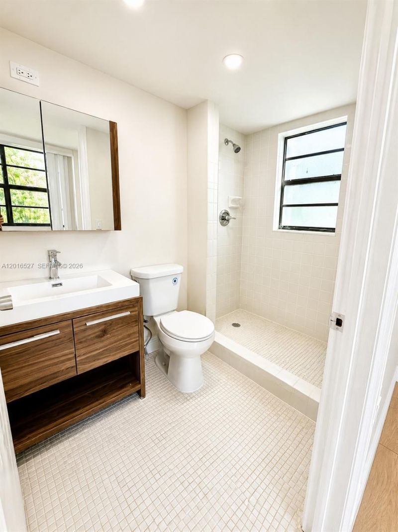 7396 NW 18th St , Unit 101, Margate, FL 33063 Photo